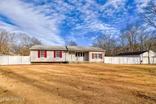 563 Indiero Rd, Jackson, NJ 08527 - Photo 1