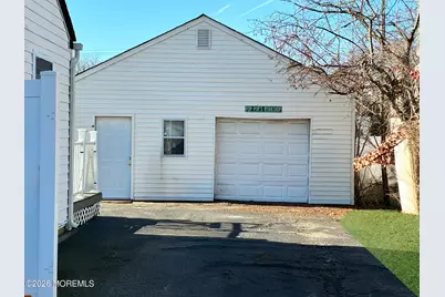 16 Rustic Drive, Howell Township, NJ 07731 - Photo 4