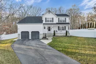 144 Lakeview Ct, Toms River Township, NJ 08753 - Photo 1