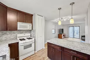 205 Bluebell Dr, Jackson, NJ 08527 - Photo 6