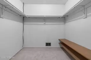 341 Gordons Corner Rd, Manalapan Township, NJ 07726 - Photo 38