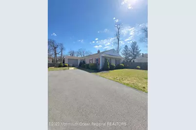 1 Half Robin Drive, Oakhurst, NJ 07755 - Photo 26