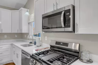 27 Molly Lane, Brick, NJ 08723 - Photo 16