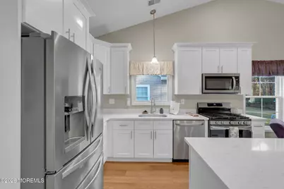 27 Molly Lane, Brick, NJ 08723 - Photo 18