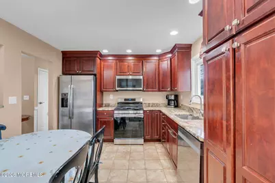 8 Kilmer Drive, Manalapan Township, NJ 07726 - Photo 2