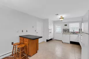 493 Portsmouth Dr, Lakewood, NJ 08701 - Photo 10