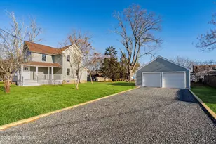 36 Academy St, Farmingdale, NJ 07727 - Photo 4