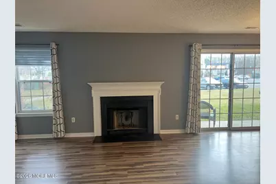 9 Des Moines Court, Tinton Falls, NJ 07712 - Photo 4