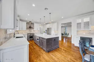 66 Shrewsbury Ave, Oceanport, NJ 07757 - Photo 18