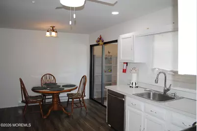 82 Parkway Drive #B, Freehold, NJ 07728 - Photo 18
