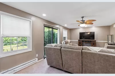 82 Parkway Drive #B, Freehold, NJ 07728 - Photo 20