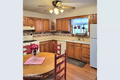 6 Octavia Place, Keyport, NJ 07735 - Photo 4