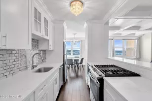 28 Riverside Ave, Red Bank, NJ 07701 - Photo 4