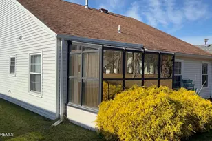 82 Trent Dr, Toms River Township, NJ 08757 - Photo 4