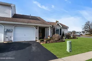 1 Breakwater Square, Howell Township, NJ 07728 - Photo 2