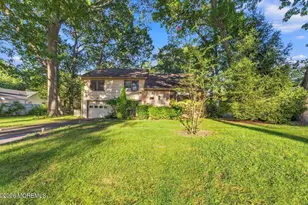 187 Elmwood Rd, Oakhurst, NJ 07755 - Photo 4