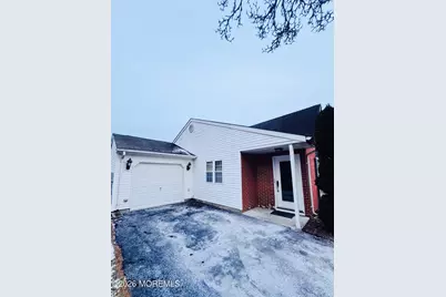 38 Morden Close #1000, Freehold, NJ 07728 - Photo 8