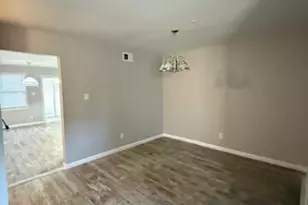 102 Broadgate Ct, Freehold, NJ 07728 - Photo 4