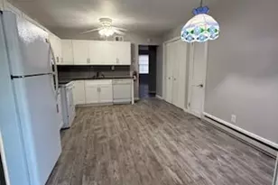 102 Broadgate Ct, Freehold, NJ 07728 - Photo 2