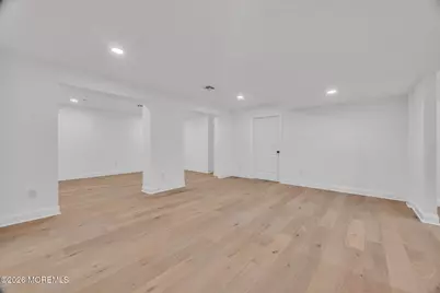 8 Saxon Court, Freehold, NJ 07728 - Photo 52