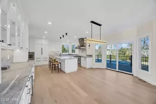 8 Saxon Ct, Freehold, NJ 07728 - Photo 24