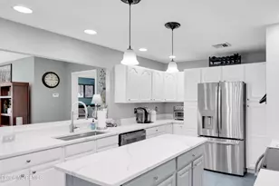 301 Chestnut Dr, Lanoka Harbor, NJ 08734 - Photo 8