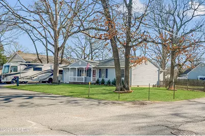 301 Chestnut Drive, Lanoka Harbor, NJ 08734 - Photo 6