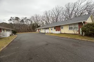 221A Buckingham Ct, Lakewood, NJ 08701 - Photo 2