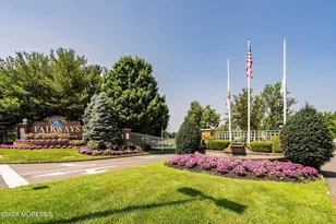 23 Pine Hollow Ln, Lakewood, NJ 08701 - Photo 26