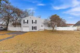 725 Birmingham Ave, Toms River Township, NJ 08757 - Photo 2