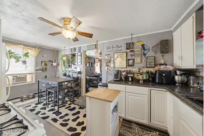 715 Park Avenue, Union Beach, NJ 07735 - Photo 4