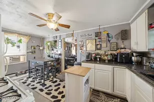 715 Park Ave, Union Beach, NJ 07735 - Photo 4