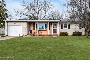 265 Vermont Dr, Brick, NJ 08723 - Photo 1