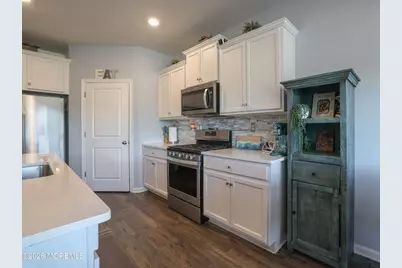 167 Ashburn Avenue, Manahawkin, NJ 08050 - Photo 10