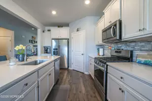 167 Ashburn Ave, Manahawkin, NJ 08050 - Photo 8