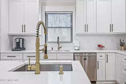 125 Grant Avenue, Eatontown, NJ 07724 - Photo 14