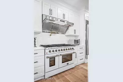 125 Grant Avenue, Eatontown, NJ 07724 - Photo 16