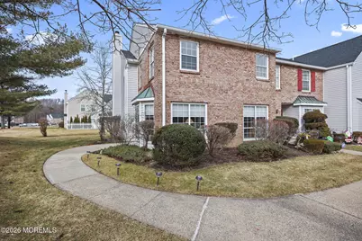 28 Vassar Place, Morganville, NJ 07751 - Photo 2