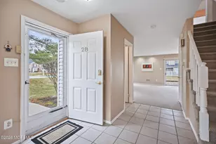 28 Vassar Pl, Morganville, NJ 07751 - Photo 6