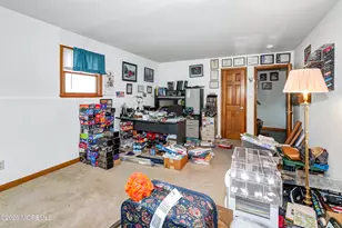 170-174 W Millstream Rd, Cream Ridge, NJ 08514 - Photo 60