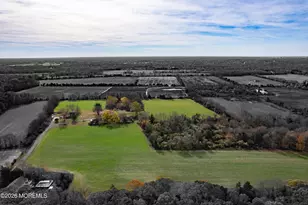 170-174 W Millstream Rd, Cream Ridge, NJ 08514 - Photo 2