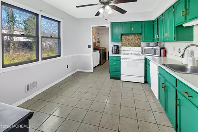 606 Bowsprit Point, Lanoka Harbor, NJ 08734 - Photo 14