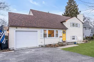 1129 Roe Ave, Point Pleasant, NJ 08742 - Photo 2