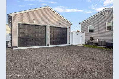 191 Summit Avenue, Middletown, NJ 07748 - Photo 6