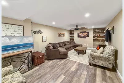 191 Summit Avenue, Middletown, NJ 07748 - Photo 26