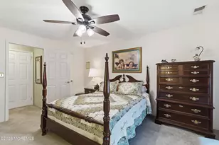 8-2 Seattle Ct, Freehold, NJ 07728 - Photo 18