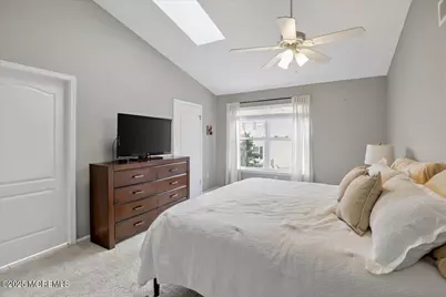 7 Lucia Court, Aberdeen Township, NJ 07747 - Photo 26