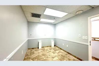 561 Cranbury Road #E, East Brunswick Township, NJ 08816 - Photo 12