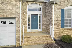 220 Everton Blvd, Marlboro Township, NJ 07746 - Photo 4