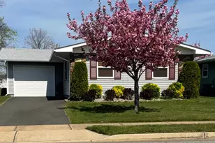 203 Blake Cir, Brick, NJ 08724 - Photo 2